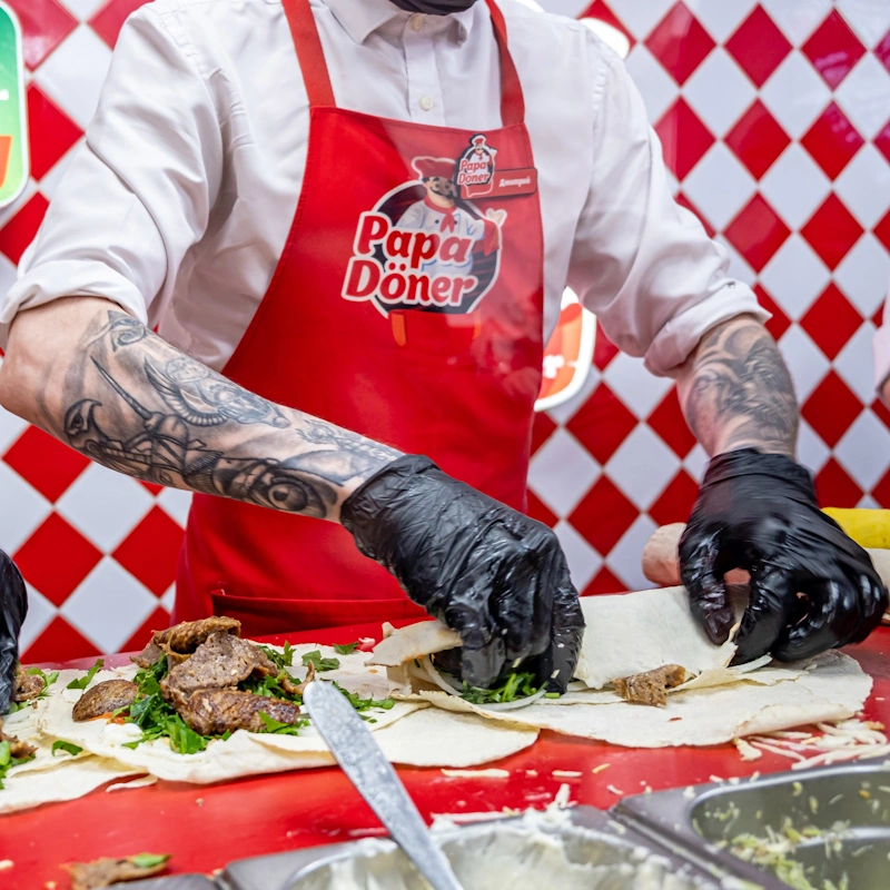 Как правильно завернуть шаурму